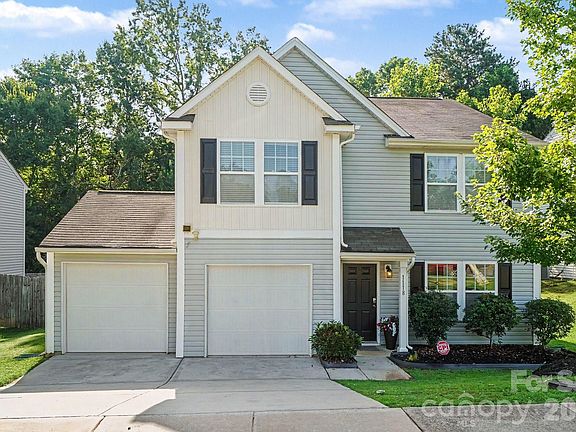 2nd image of 1118 Manston Pl SW