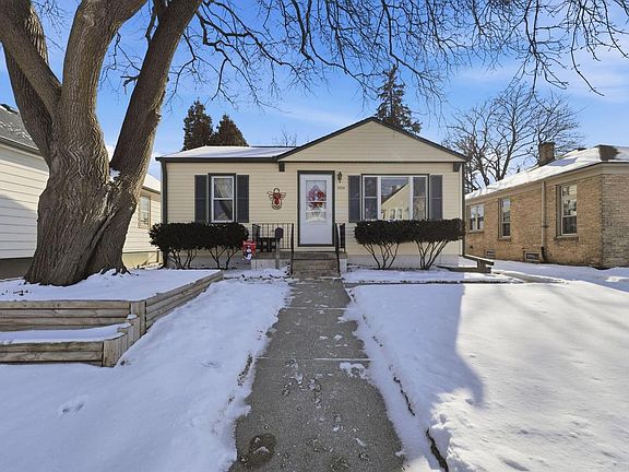 2nd image of 1239 Walton AVENUE