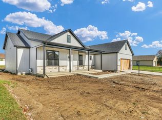 2808 Clarion Rd, Urbana, IL 61802