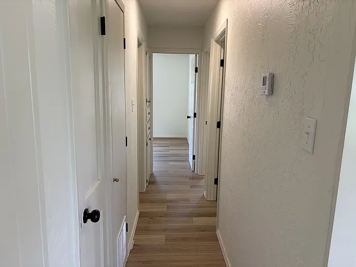 411 Showalter Dr — Photo 10