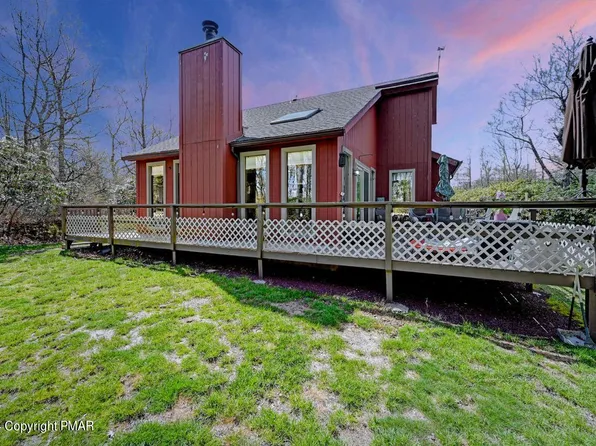 679 Minsi Trl E, Long Pond, PA 18334