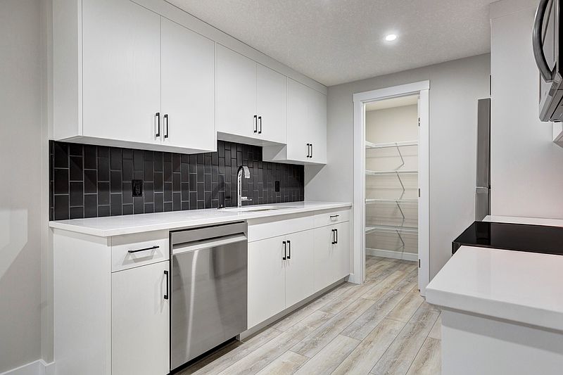 Calgary Apartment for rent - 1 Bedroom — photo 2