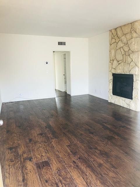 1st image of 5221 Zelzah Ave #B217
