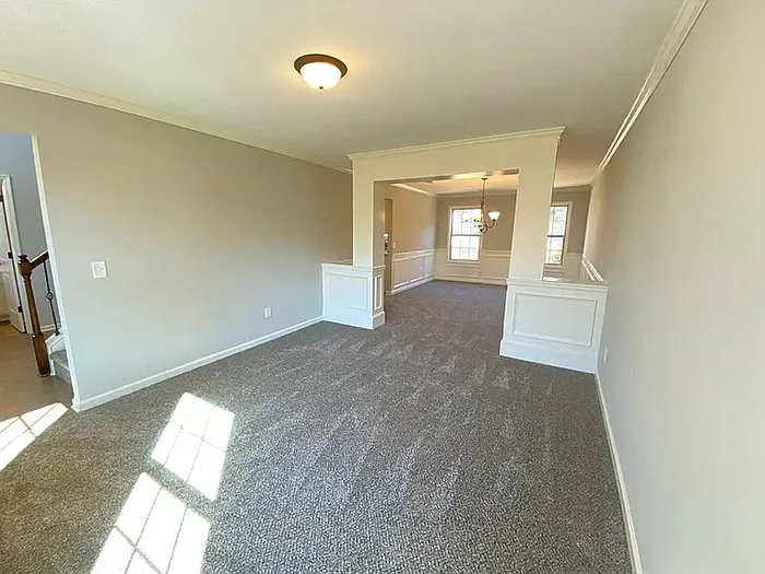 1945 Miller Lake Cir — Photo 7