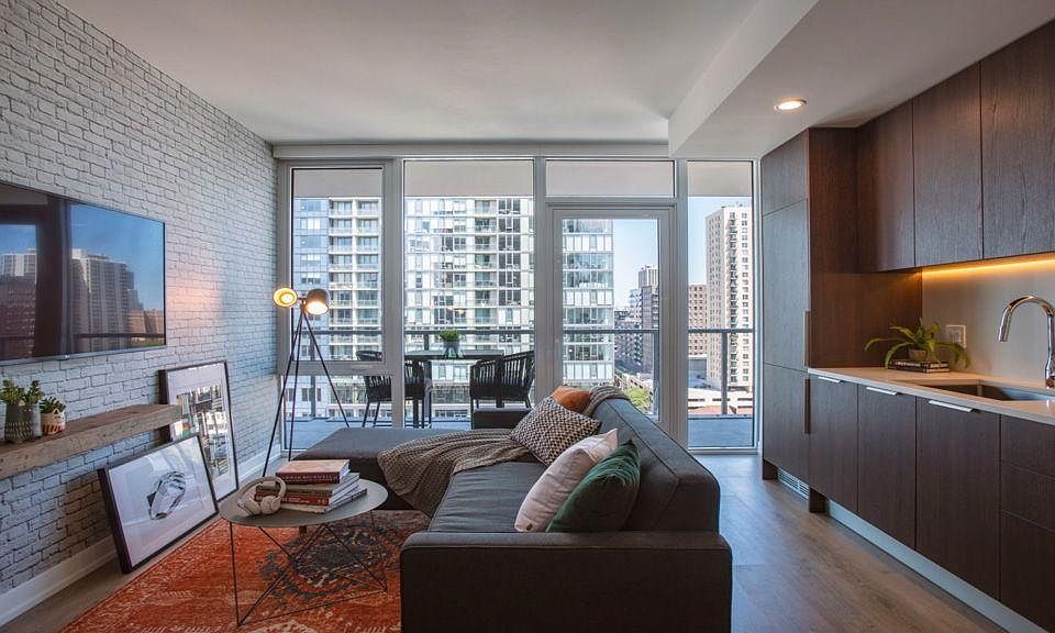 1st image of 1143 N Wells St #1412