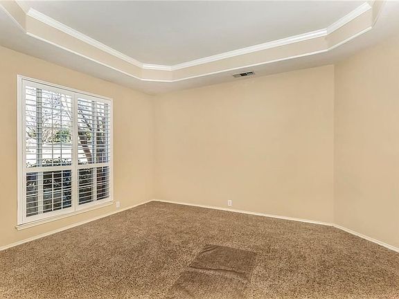 5th image of 221 Pelican Cove Dr