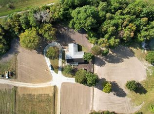 127 Spruill Ln, Moyock, NC 27958