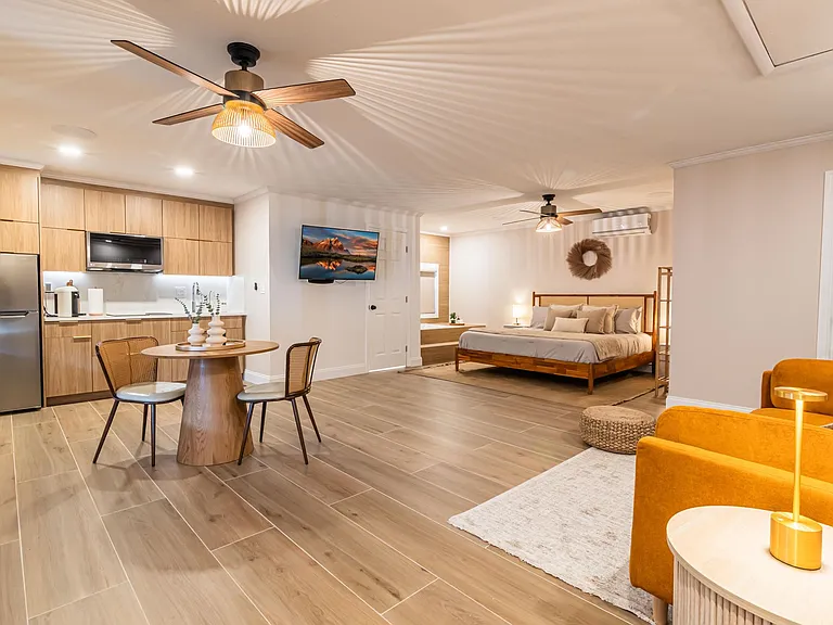 101 E Palmetto St #B — Photo 1
