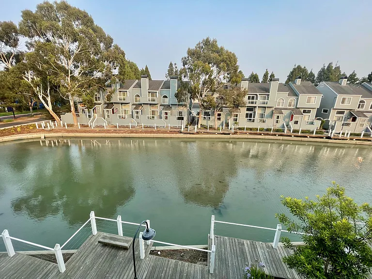 840 Portwalk Pl — Photo 4