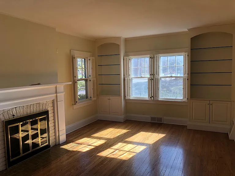 4519 Chamberlain Dr — Photo 5