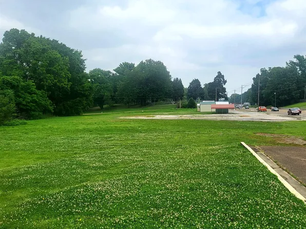 825 Highway 51 S, Covington, TN 38019