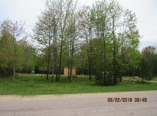 251 Thomas Rd, North Bangor, NY 12966