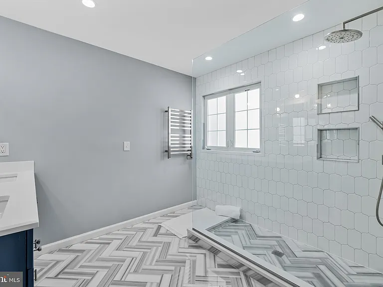 5011 Waple Ln — Photo 50