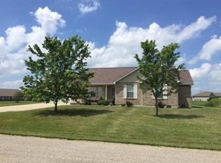 8123 Striper Ln, Brookville, IN 47012