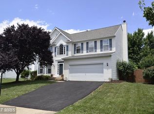 20911 Chippoaks Forest Cir, Sterling, VA 20165