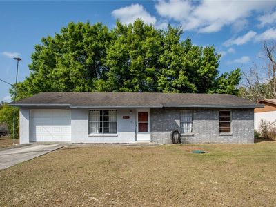 317 E Rose Ln, Lady Lake, FL, 32159