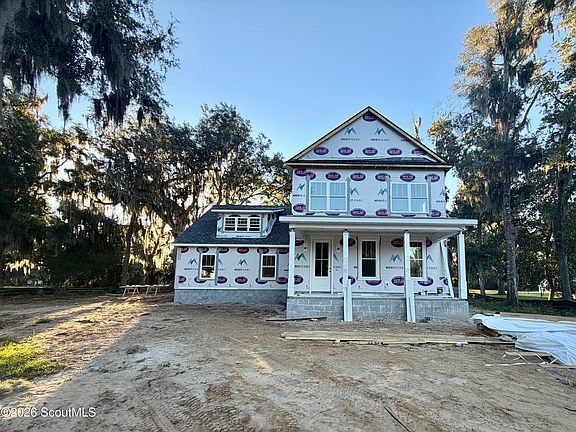 3rd image of 2073 Marshview Dr NE