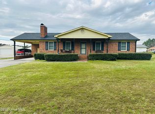 630 Tilghman Mill Rd, Kinston, NC 28501