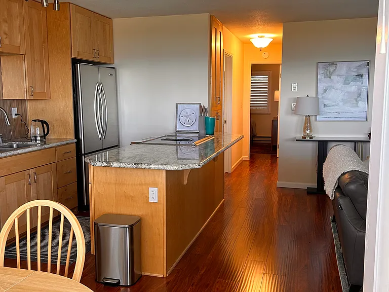 825 Balboa Ave #104 — Photo 15