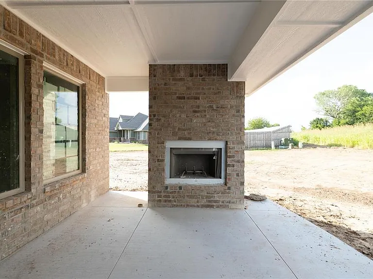 3805 Lleyton Dr — Photo 12