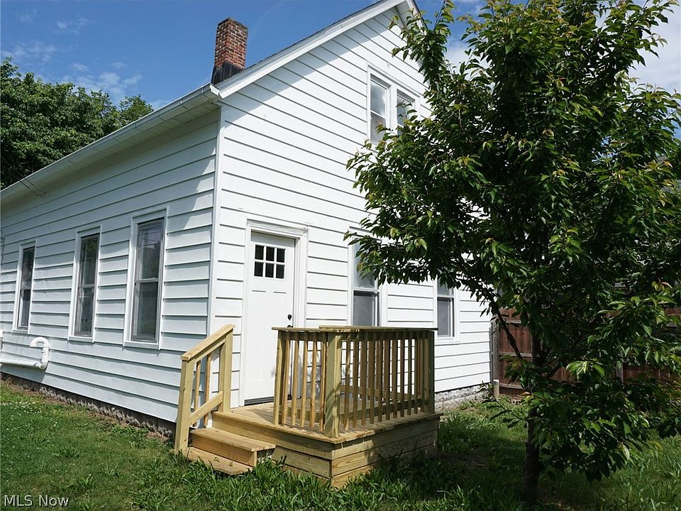1st image of 3258 W 38th St