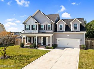 711 Alpha Ct, Beulaville, NC 28518