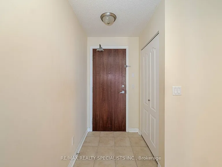 4090 Living Arts Dr #711 — Photo 7