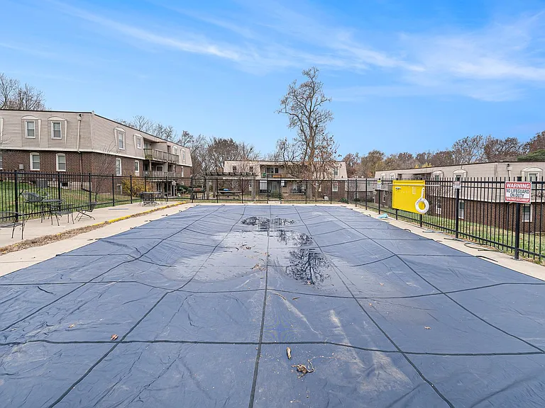 Heatherwood Apartments — Photo 24