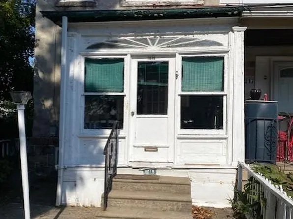 1019 Hollywood Pl, Collingdale, PA 19023