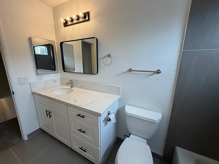 Newly Renovated Full Bath
