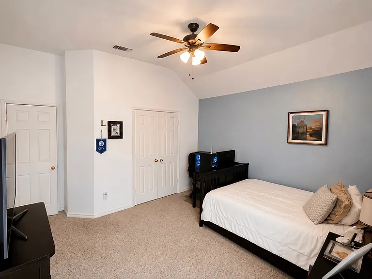 3704 Winding Way — Photo 15
