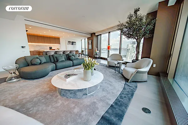 Living room, photo 2