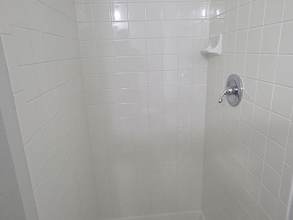 5th image of 1020 Artemis Cir