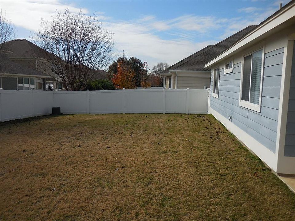 2nd image of 5024 Nash Ln