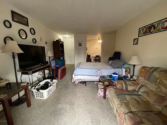 3rd image of 3510 Paragon Ct Unit 16