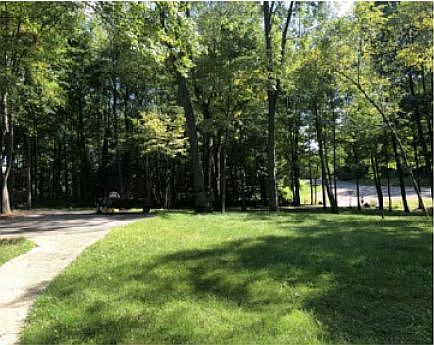 4th image of 554 Golden Oaks Ct