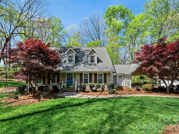 2511 Heritage Cir, Statesville, NC 28625