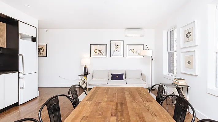 Rented by Nooklyn NYC LLC | media 54