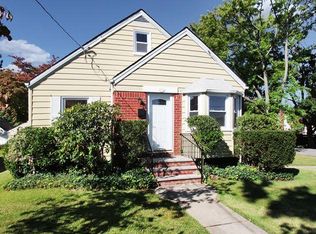 137 Arden Blvd, West Hempstead, NY 11552