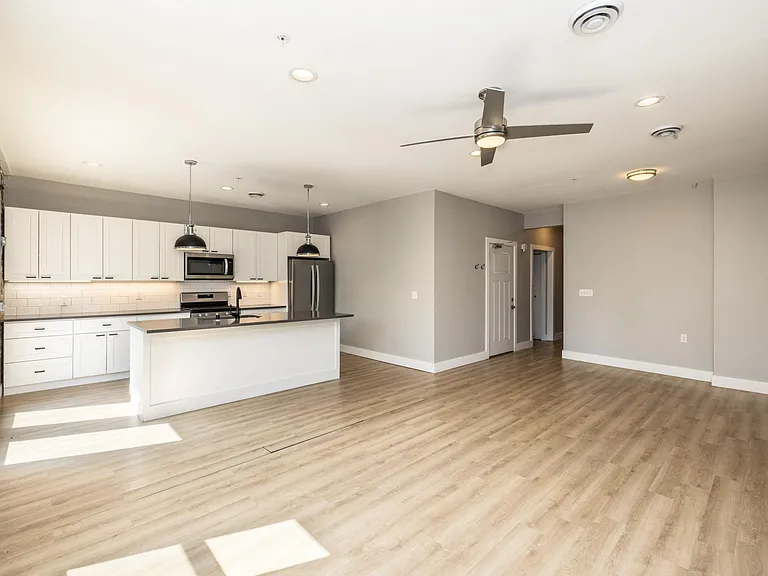 4003 N Downer Ave #B — Photo 9