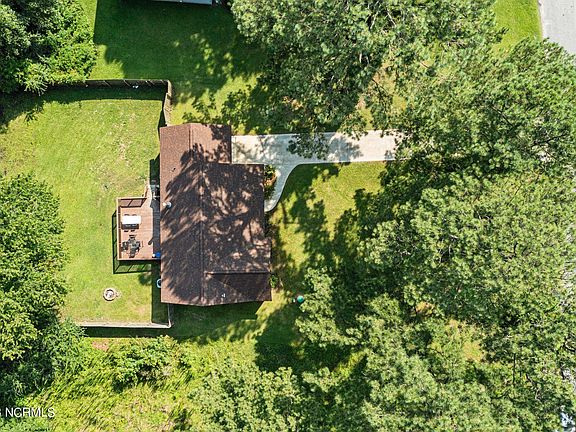 2nd image of 1002 Birchwood Lane