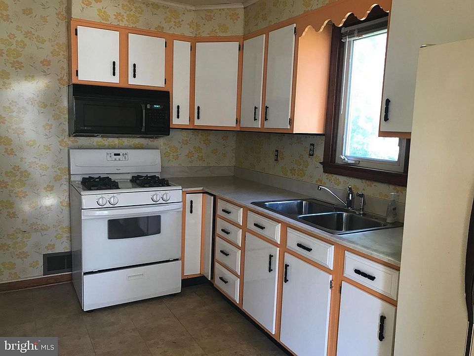 2nd image of 4206 Soth Ave