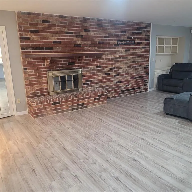3 bed, 2.0 bath, 1510 sqft, $1,500 — Photo 2