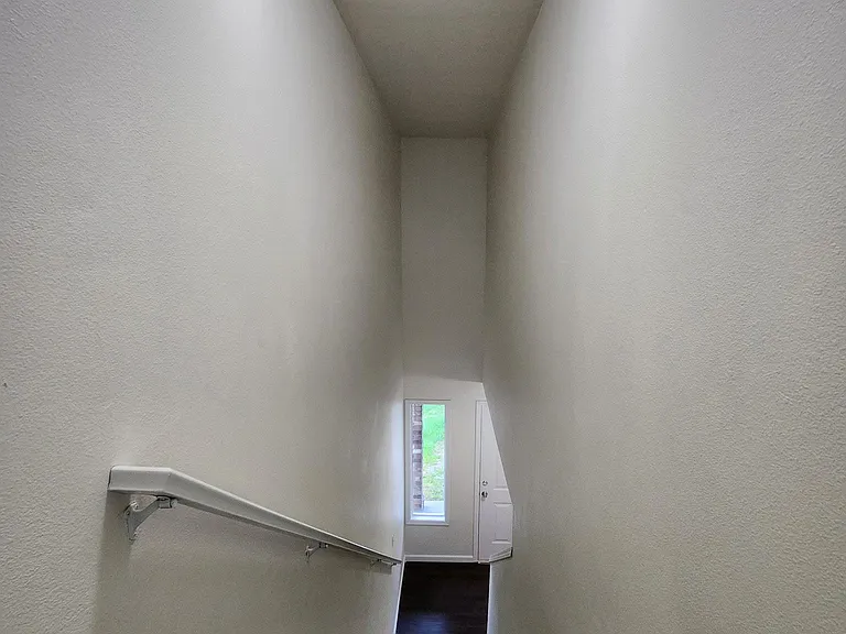 15477 SW Donna Ct — Photo 16