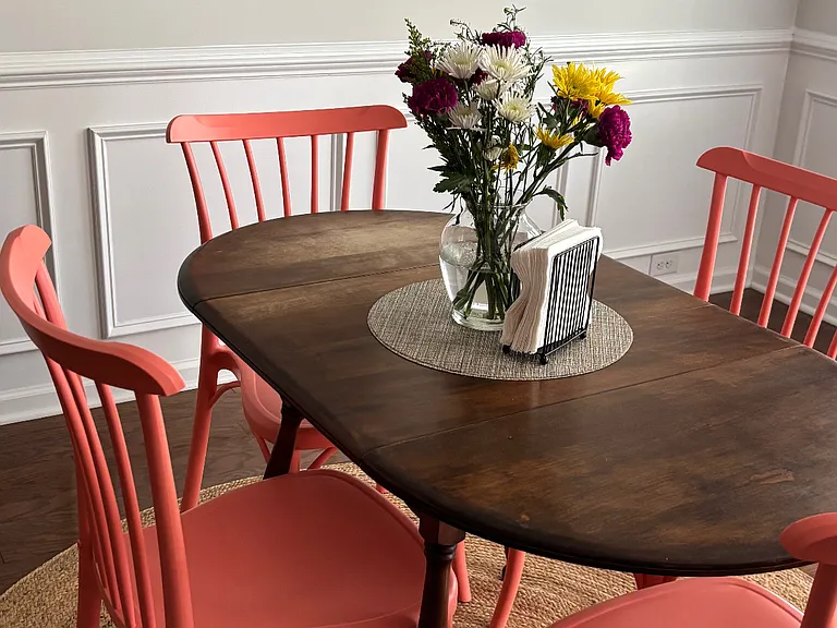 3367 Eastman Dr — Photo 2
