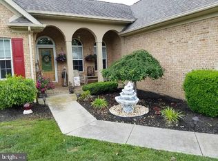 35 Patent House Rd, Charles Town, WV 25414