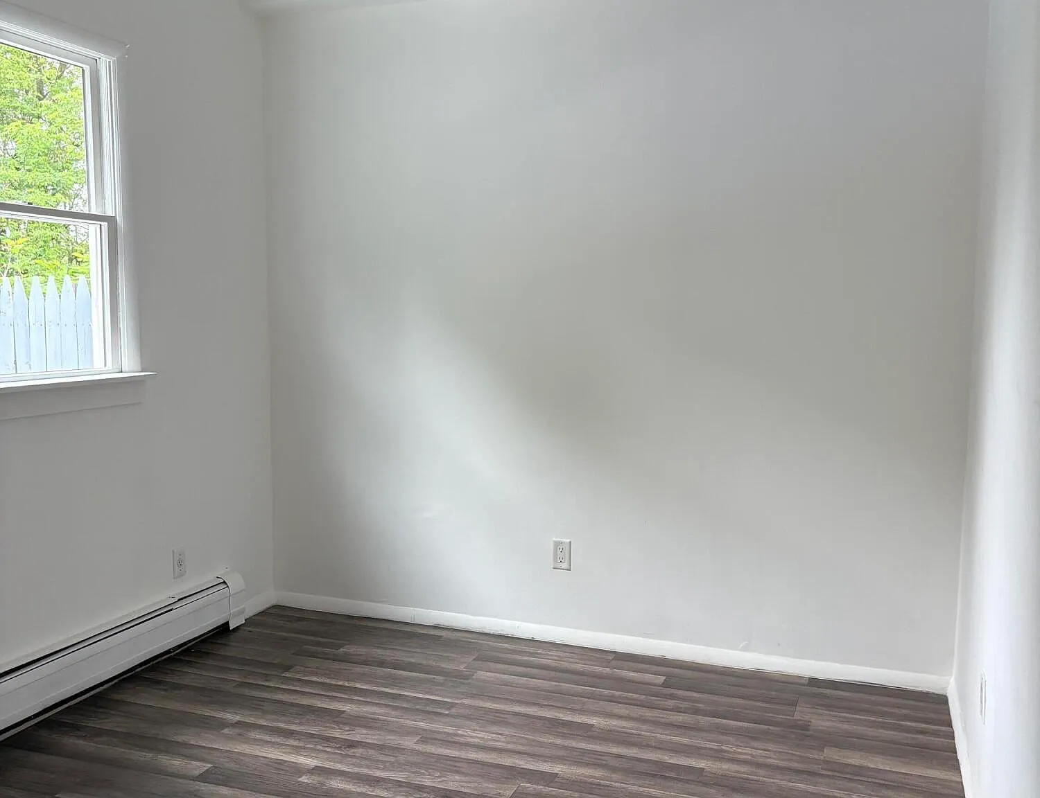2 bed, 1.0 bath, 1445 sqft, $2,750 — Photo 3