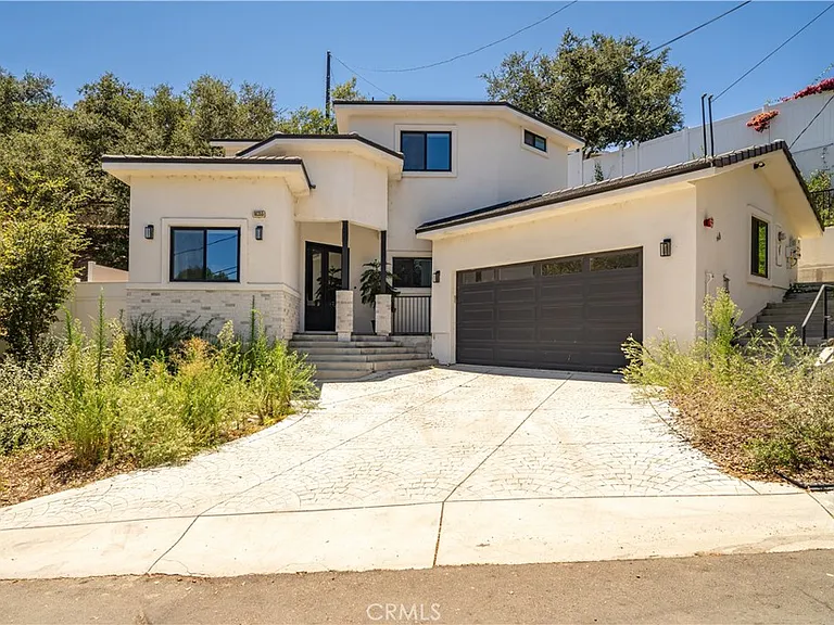 16355 Canon Ln — Photo 1