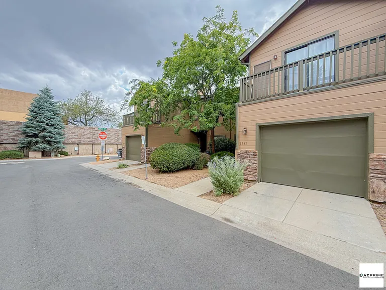 1147 Mary Dr #2 — Photo 1