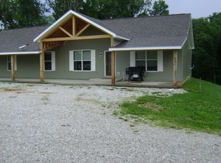 1521 NW 225th Ave, Roodhouse, IL 62082